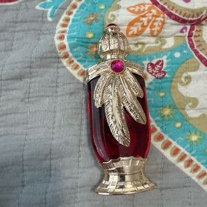 Afnan- sultanah Red and Gold Bottle 25ml